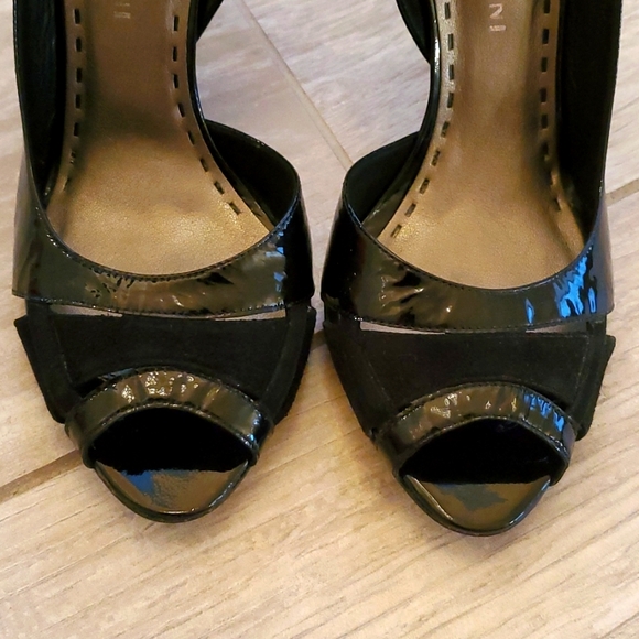 Black Gianni Bini Heels - Picture 7 of 11